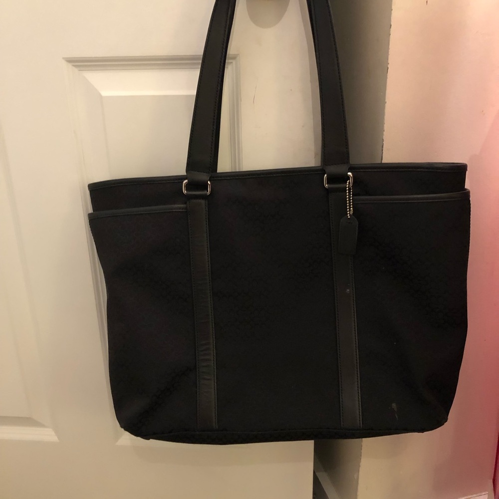 Authentic Coach bag. - Picture 6 of 6